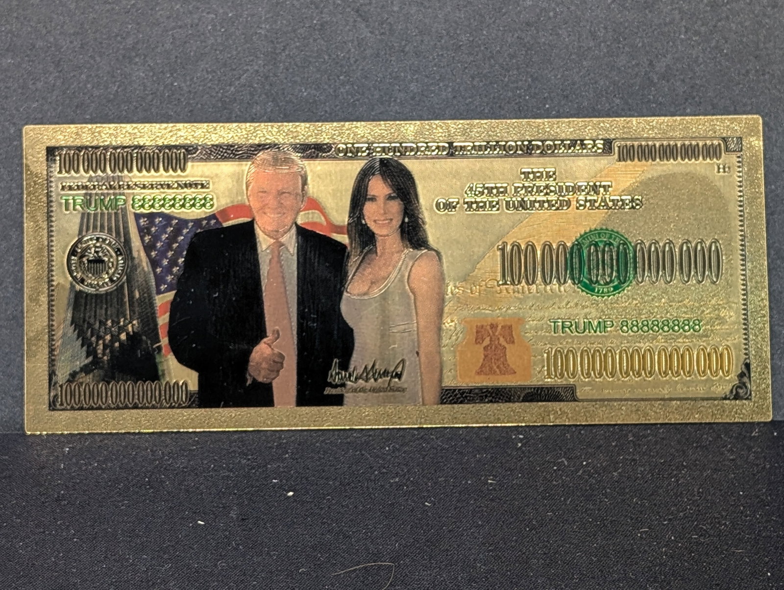 Donald and Melania Trump Gold Foiled Note: Donald and Melania Trump Gold Foiled Note