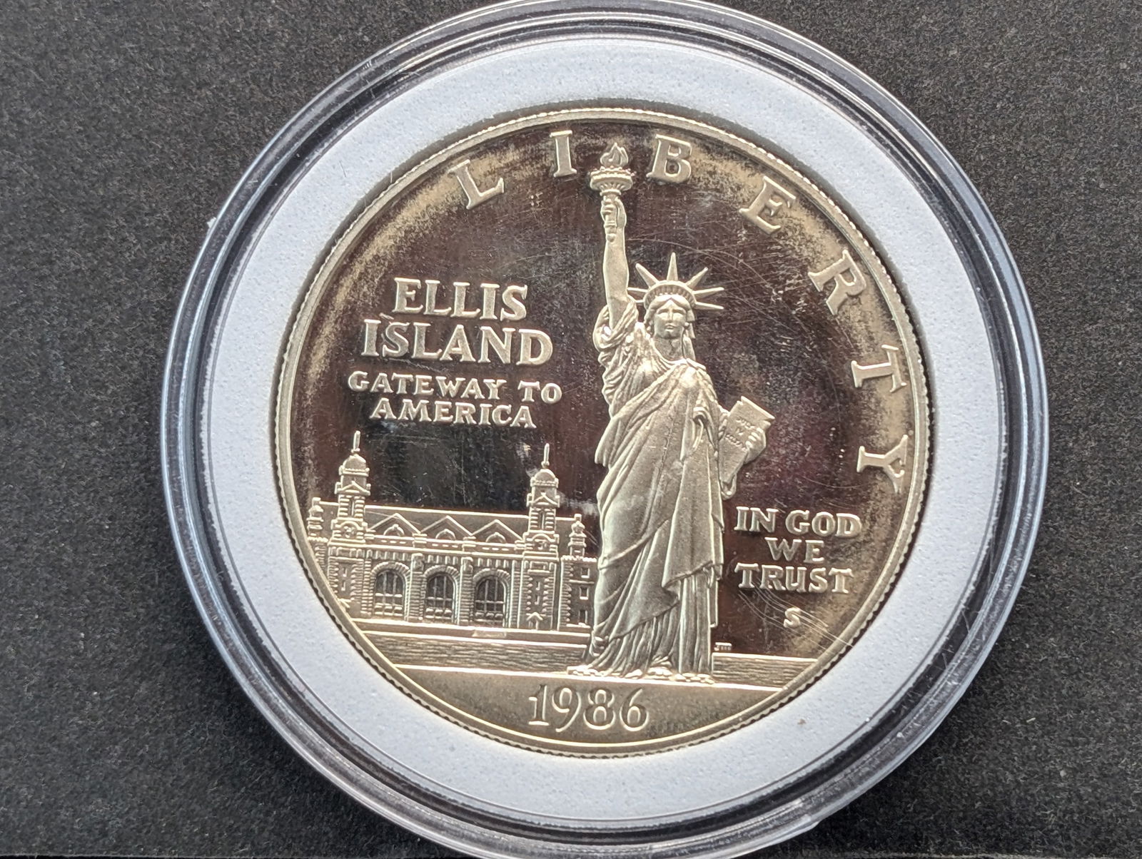 1986-S Proof Liberty Ellis Island Silver Dollar (1 of 2)