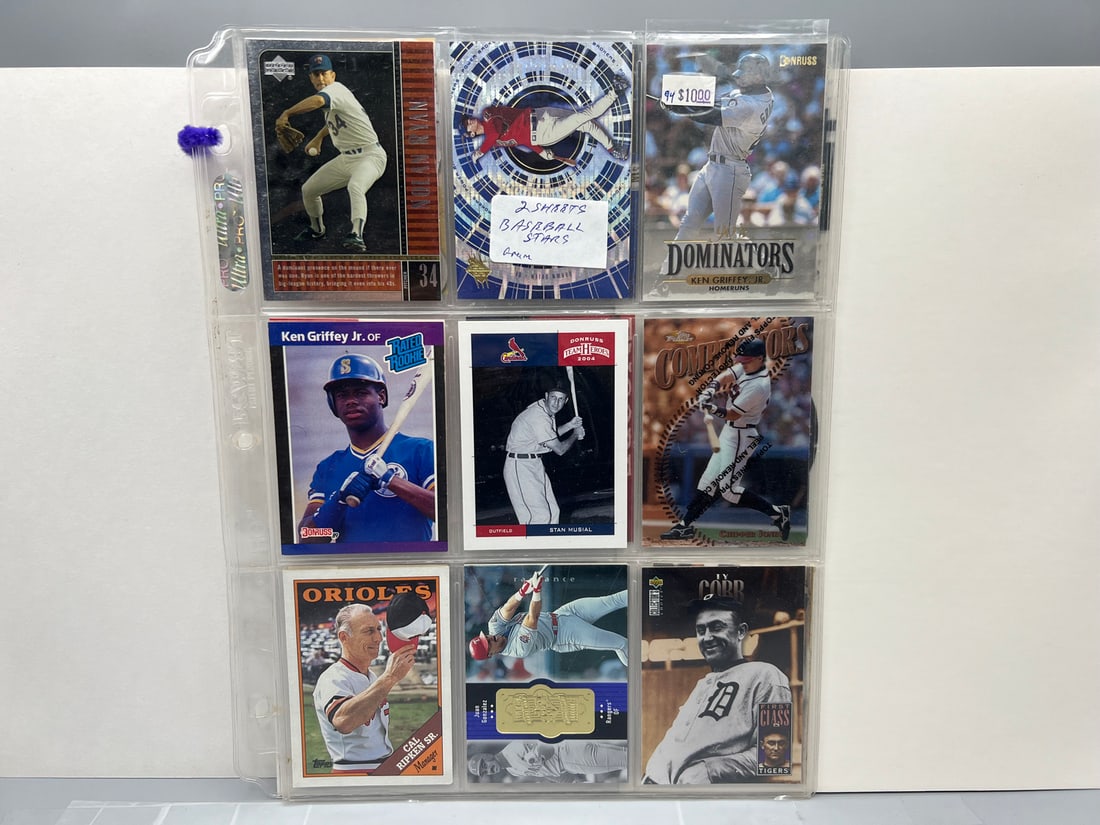 Lot of (18) Assorted Baseball Star Player Cards - Varying Conditions - Ken Griffey Jr, Derek Jeter, (1 of 2)