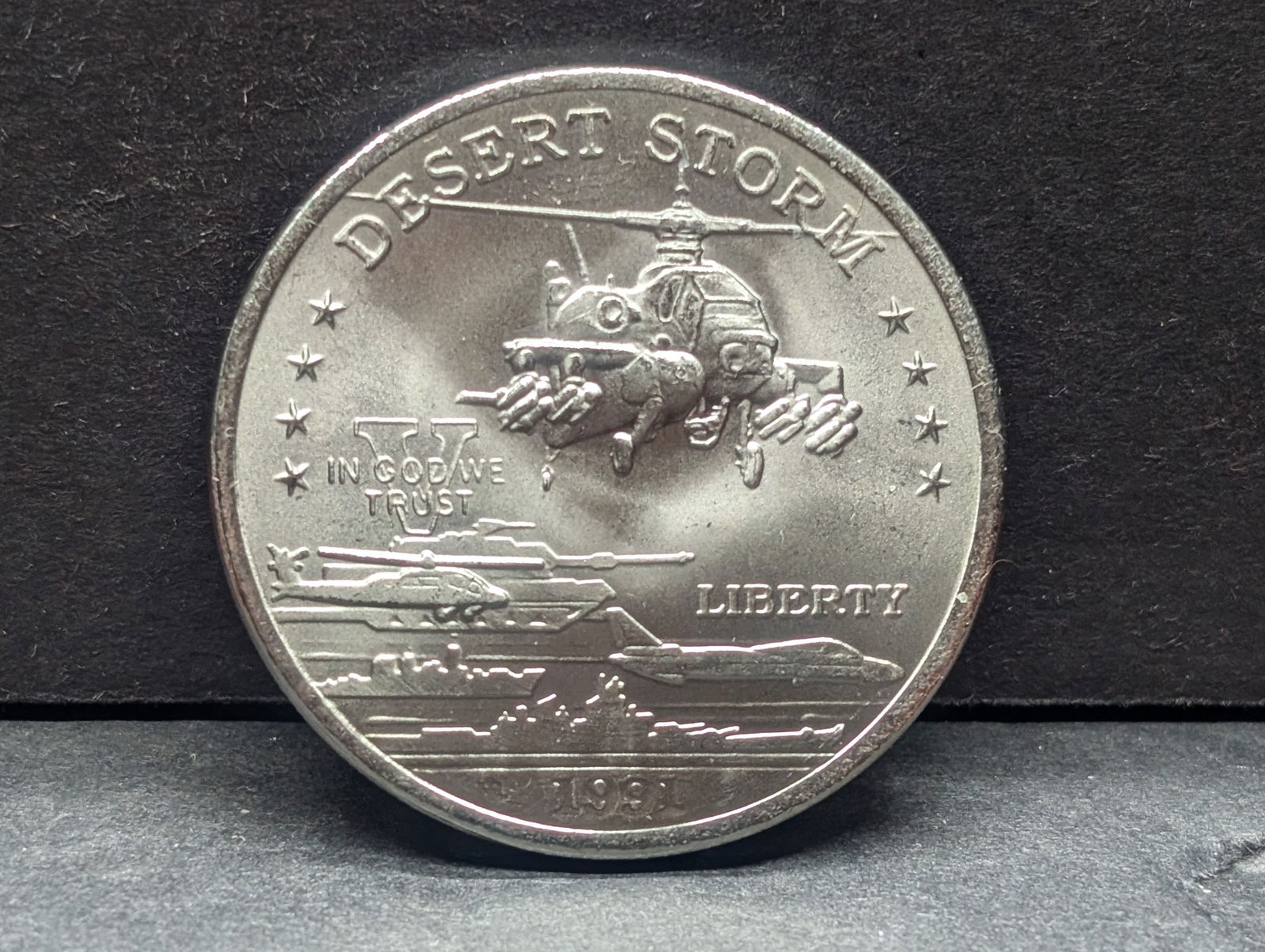 1991 $5 Coin- AH-64 Apache Attack Helicopter by New Queenland Mint (1 of 2)