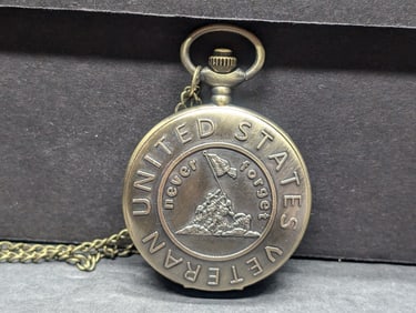US Veterans Pocket Watch w/Chain. Working