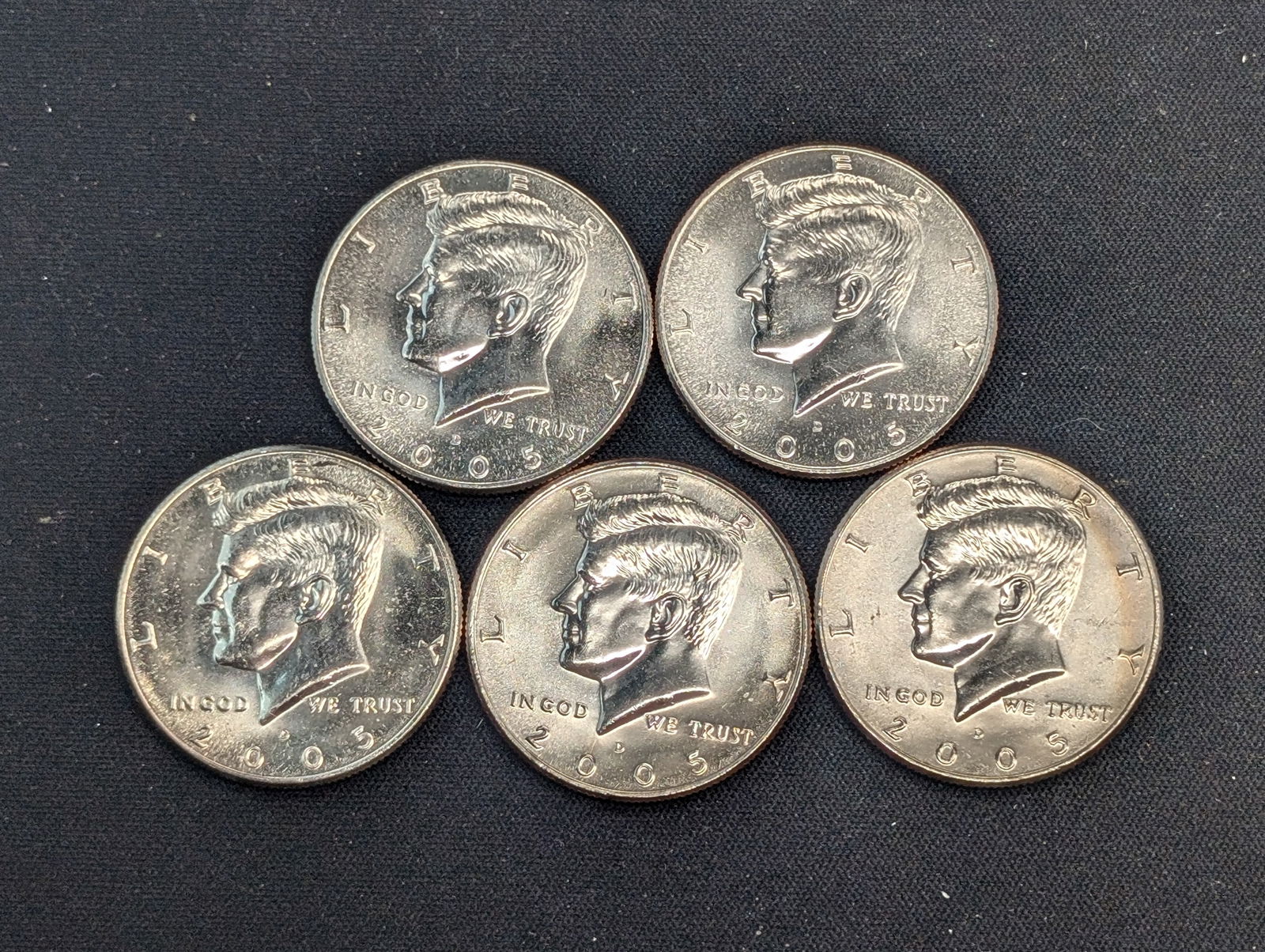 (5) 2005-D Clad Kennedy Half Dollars Uncirculated From canvas Mint Bag (1 of 2)