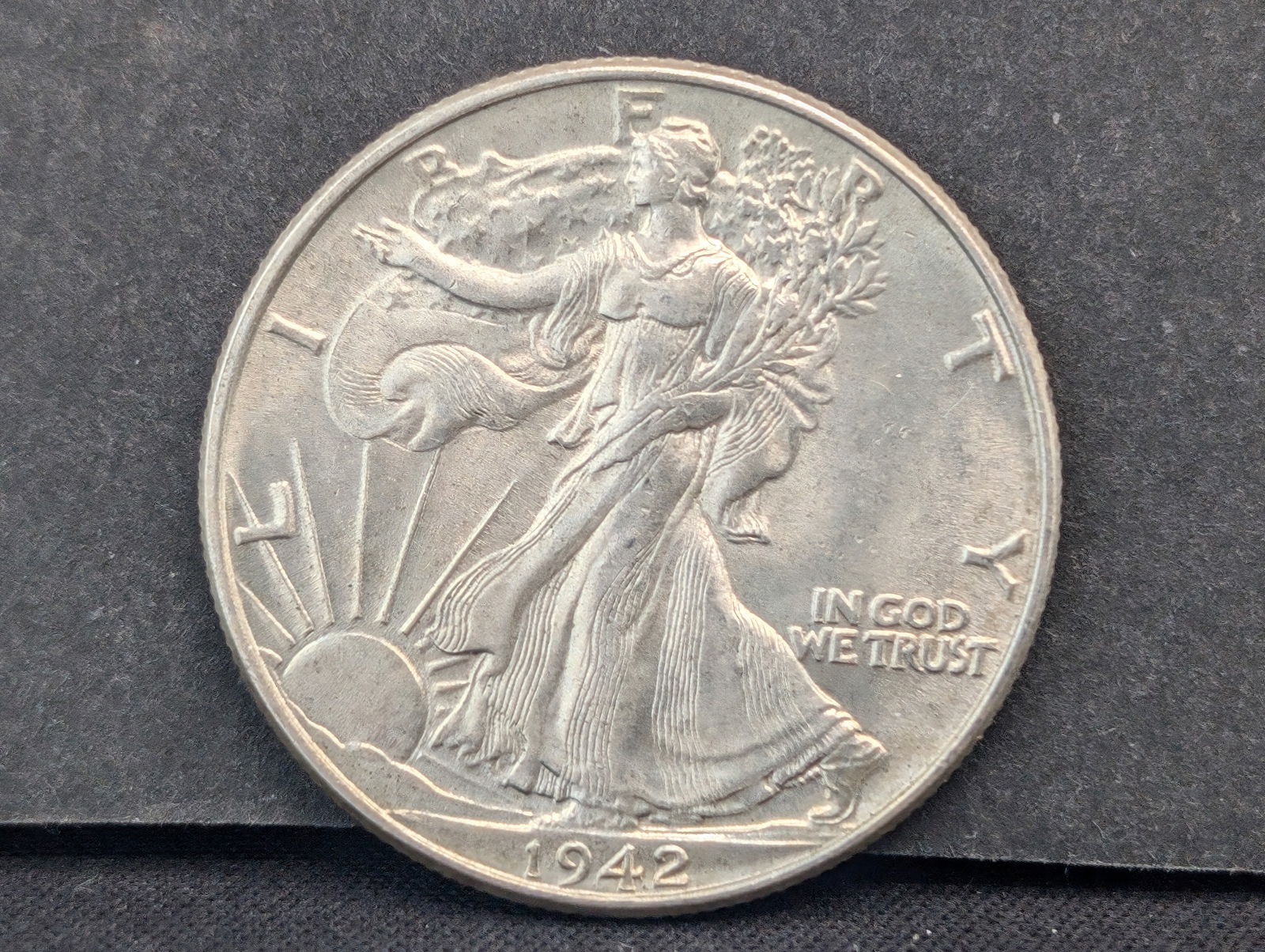 1942 Walking Liberty 50c. GEM UNC WWII Era. 90% Silver (1 of 2)