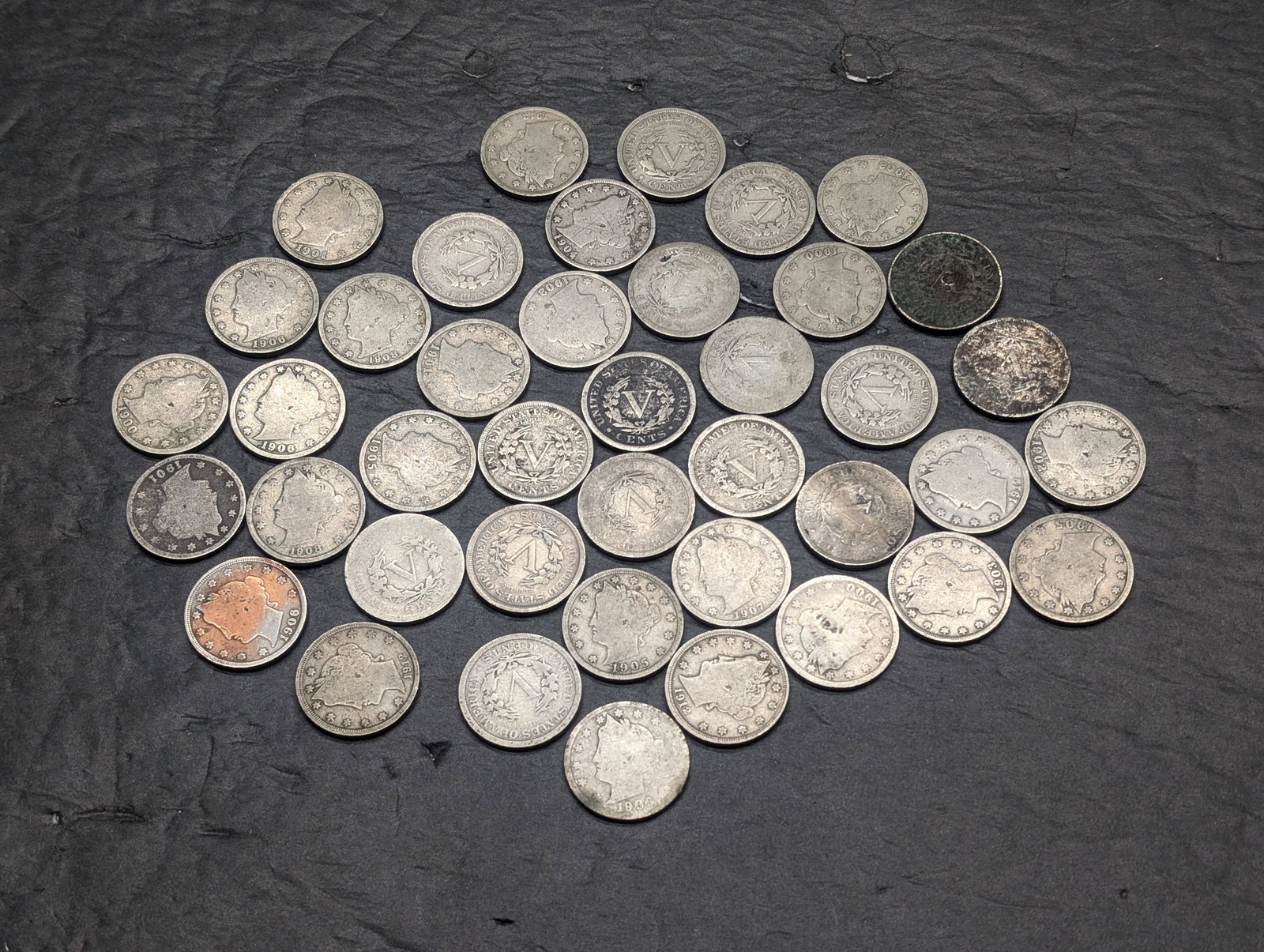 40 -  Liberty Head V Nickels Mixed Dates (1 of 5)