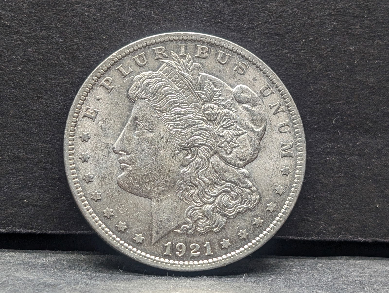 1921 Morgan Silver Dollar 90% MS (1 of 2)