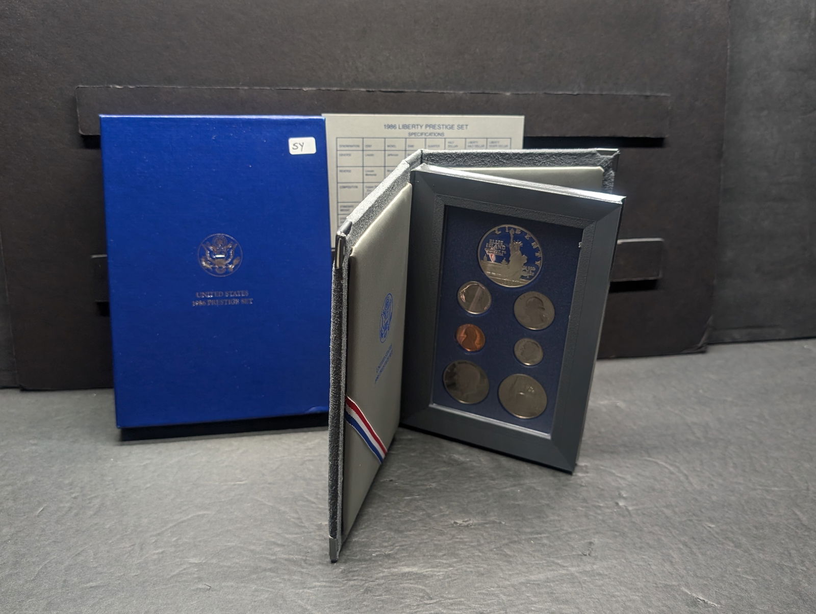 1986-S US Mint Liberty Prestige Set - 90% Silver (1 of 5)