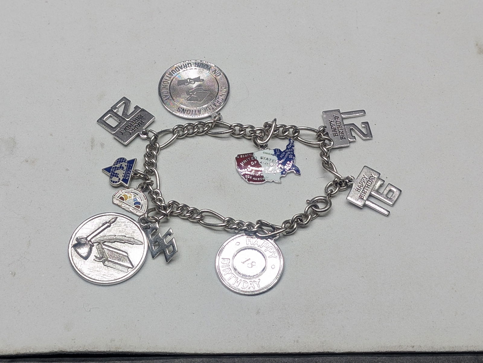 Sterling Silver Charm Bracelet w/10 charms 7" 30.1 grams (1 of 5)