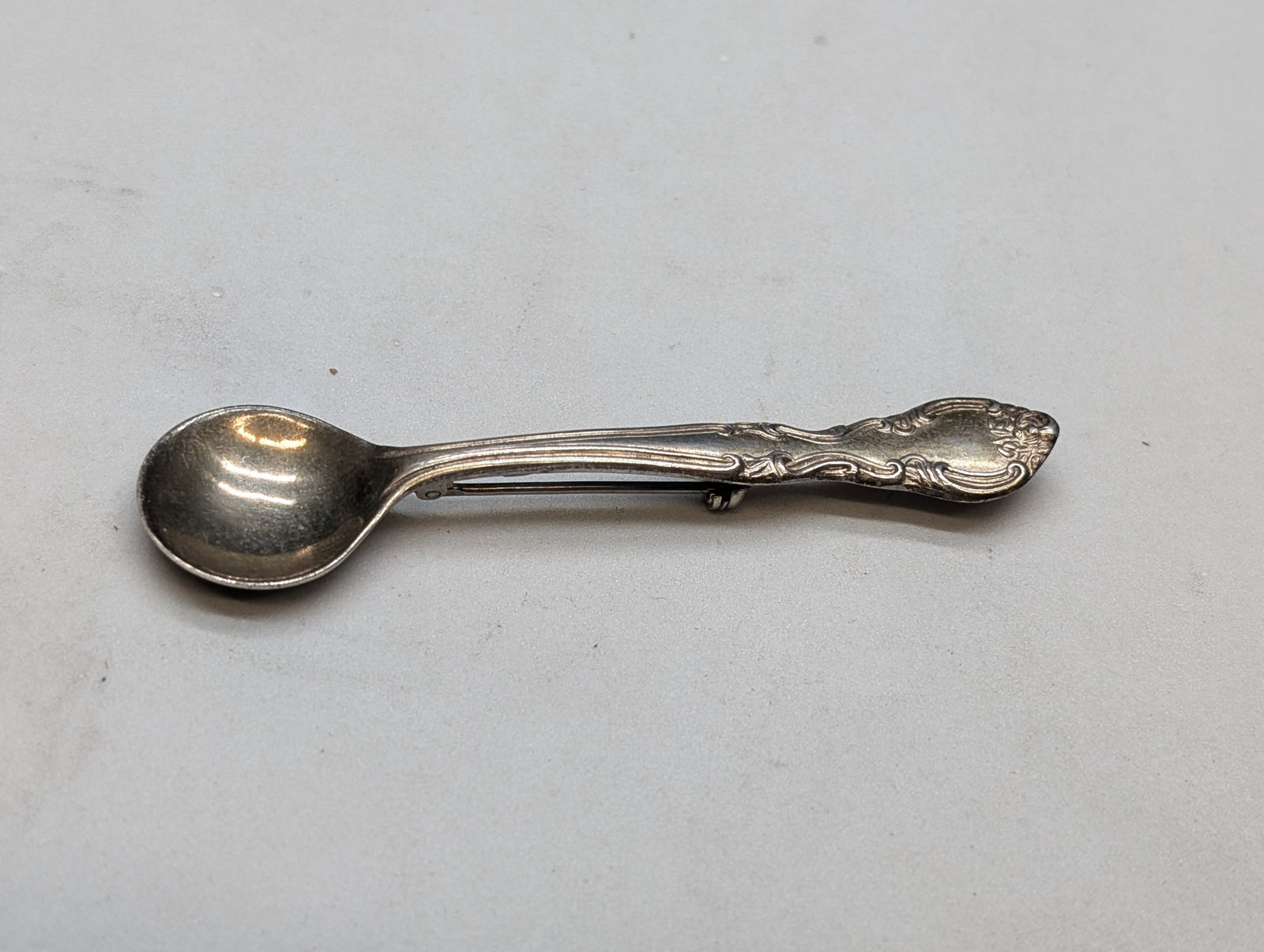 Vintage Sterling Silver Spoon Pin 3.8 grams: Vintage Sterling Silver Spoon Pin 3.8 grams