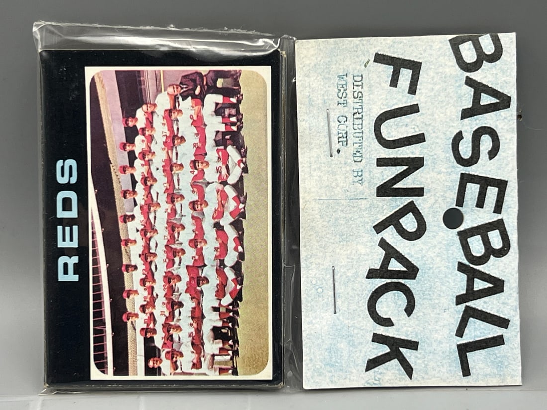 West Corp. Baseball Cello Fun Pack Repack 1971 Topps Unopened Pack (1 of 2)