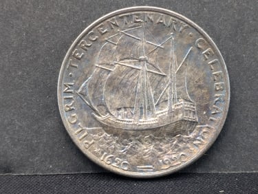 1920 Pilgrim Commemorative Half. Blue Green Toning. Attractive BU.