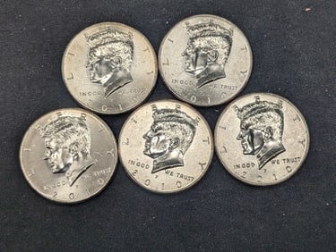 (5) 2010-P Clad Kennedy Half Dollars Uncirculated From Canvas Mint Bag