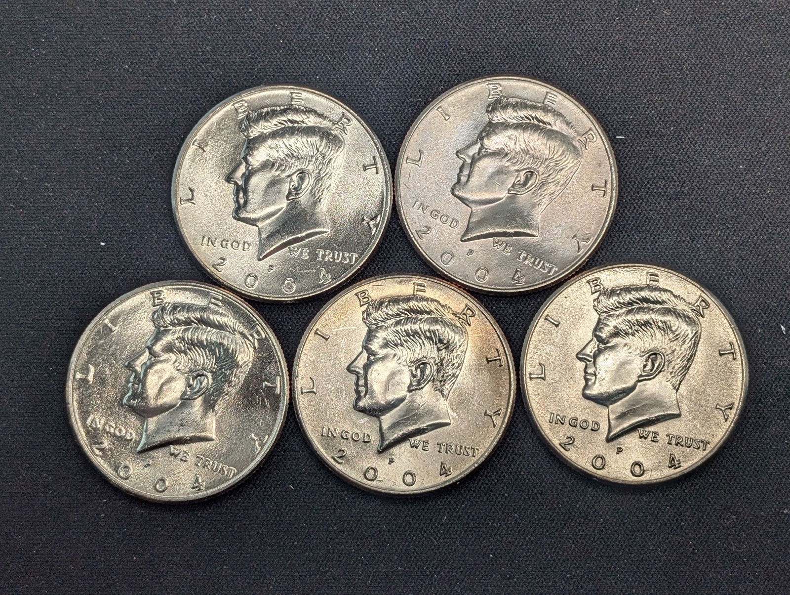 (5) 2004-P Clad Kennedy Half Dollars Uncirculated From Canvas Mint Bag (1 of 2)