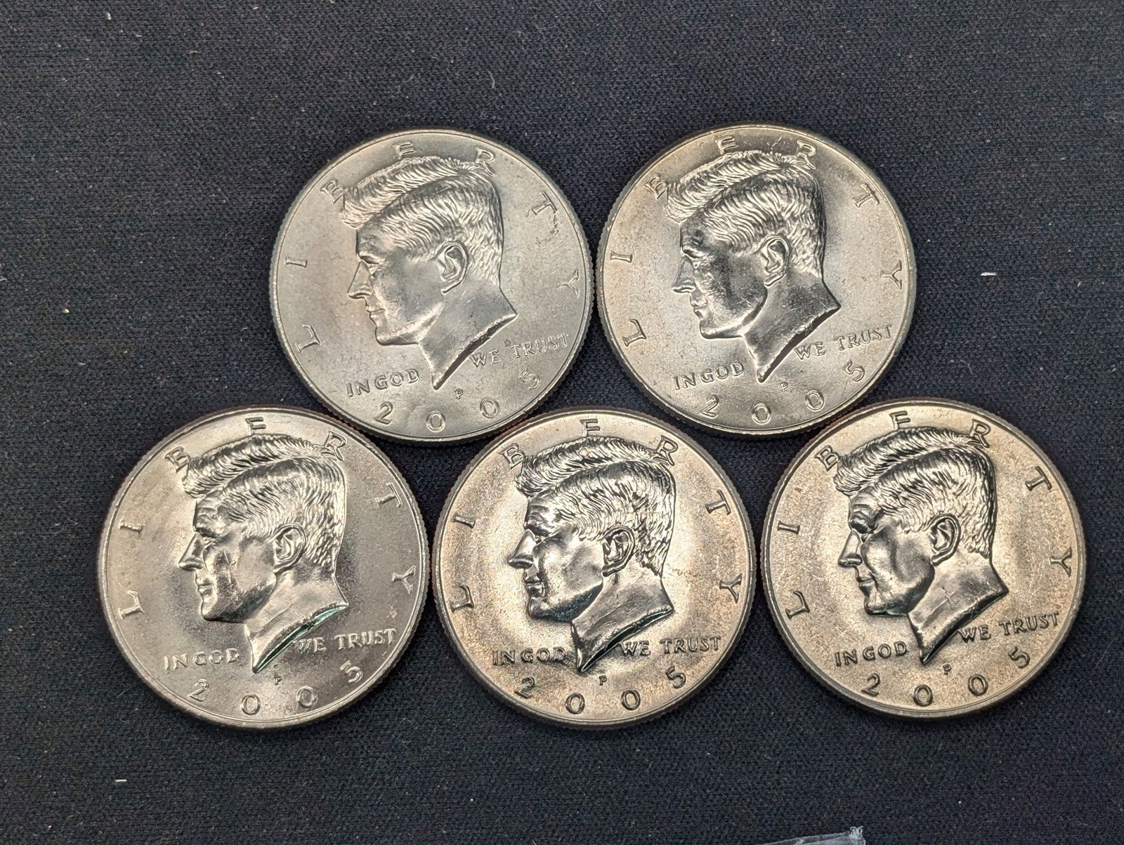 (5) 2005-P Clad Kennedy Half Dollars Uncirculated From Canvas Mint Bag (1 of 2)