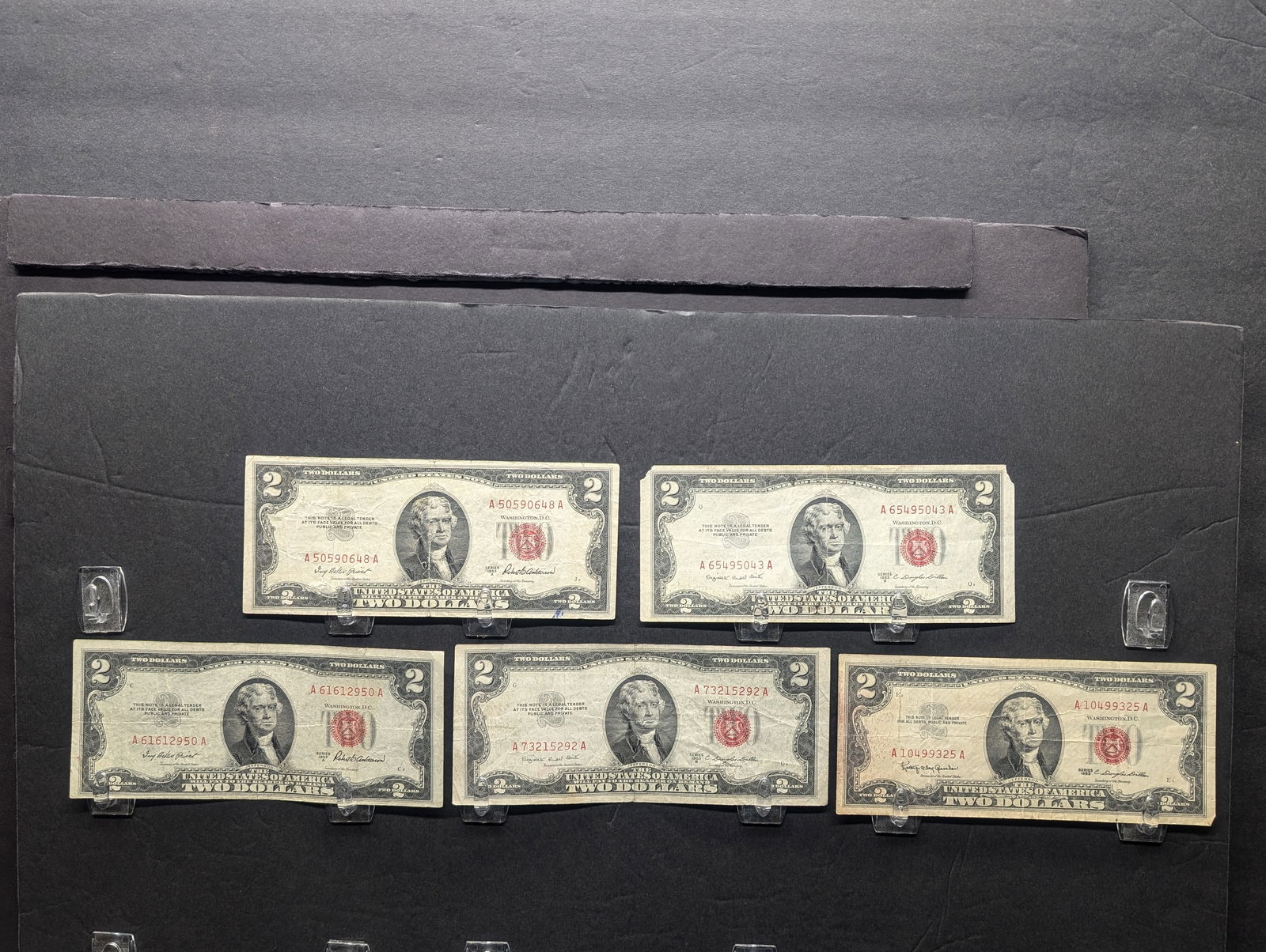 5 - $2 Red Seal Notes.  Circ. (1 of 4)
