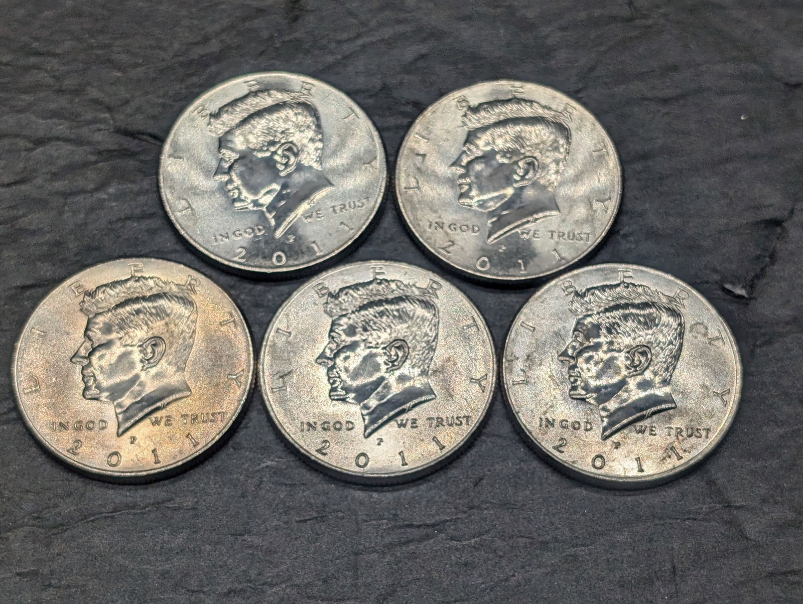 (5) 2011-P Clad Kennedy Half Dollars Uncirculated From Canvas Mint Bag (1 of 2)