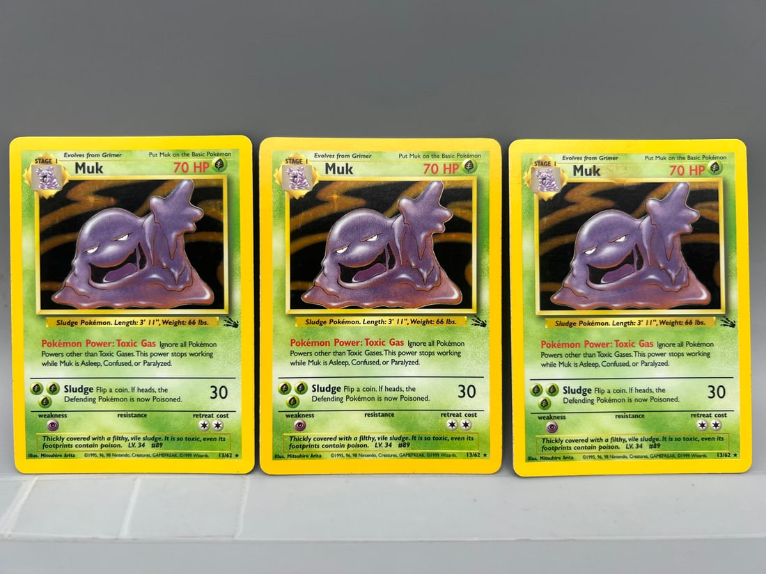 Lot of (3) 1999 Pokemon Fossil Muk Holo #13/62: Lot of (3) 1999 Pokemon Fossil Muk Holo #13/62