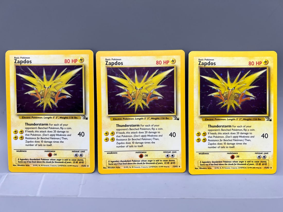 Lot of (3) 1999 Pokemon Fossil Zapdos Holo #15/62 (1 of 2)