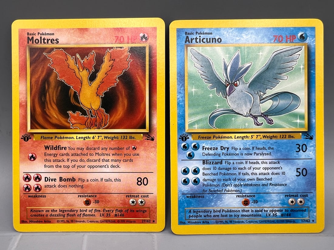 1999 Pokemon Fossil Moltres 1st Edition #27/62 & Articuno 1st Edition #17/62: 1999 Pokemon Fossil Moltres 1st Edition #27/62 & Articuno 1st Edition #17/62