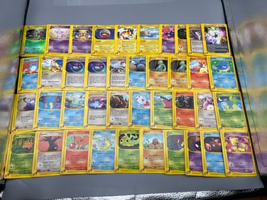 Lot of (40) 2002 Pokemon Expedition & Aquapolis Trading Cards W/ Bayleef Reverse Holo - Some rares