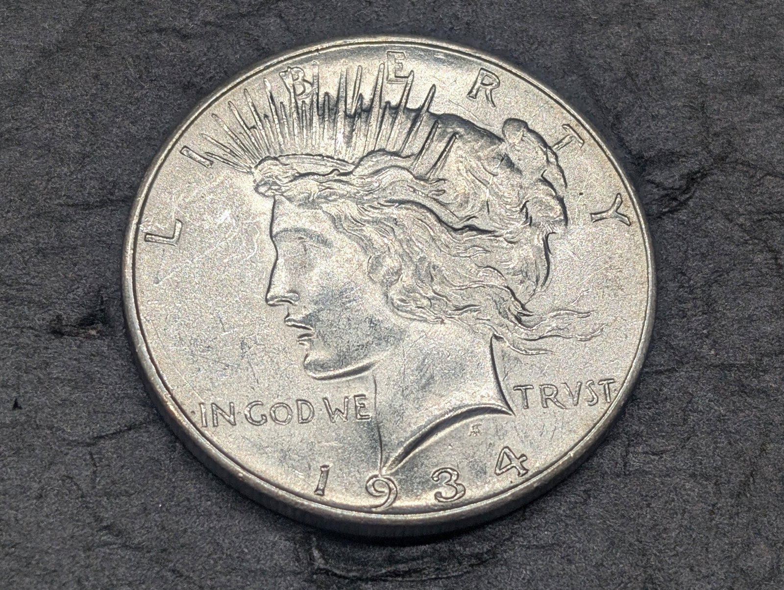 **AU+ - BETTER DATE** 1934-D Peace Silver Dollar (1 of 2)