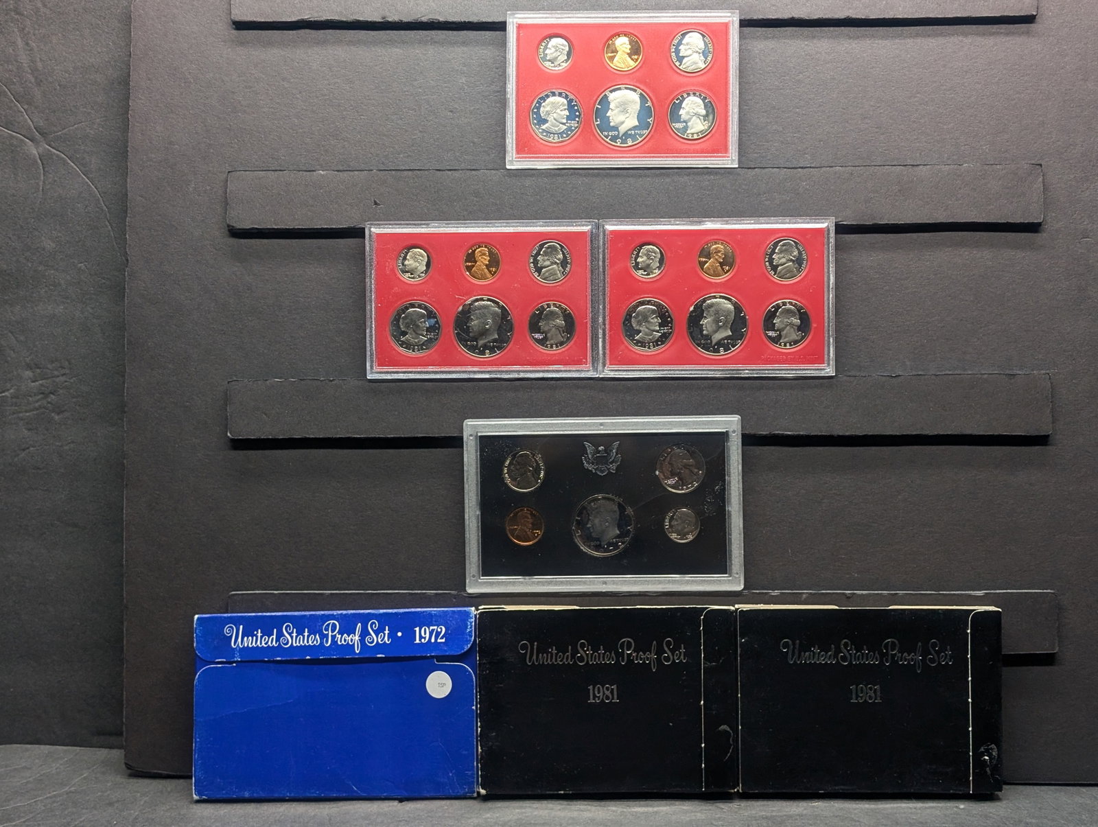 4 United States Proof Sets 1972-S, 1981-S, 1981-S, 1981-S 1 No Box: 4 United States Proof Sets 1972-S, 1981-S, 1981-S, 1981-S 1 No Box