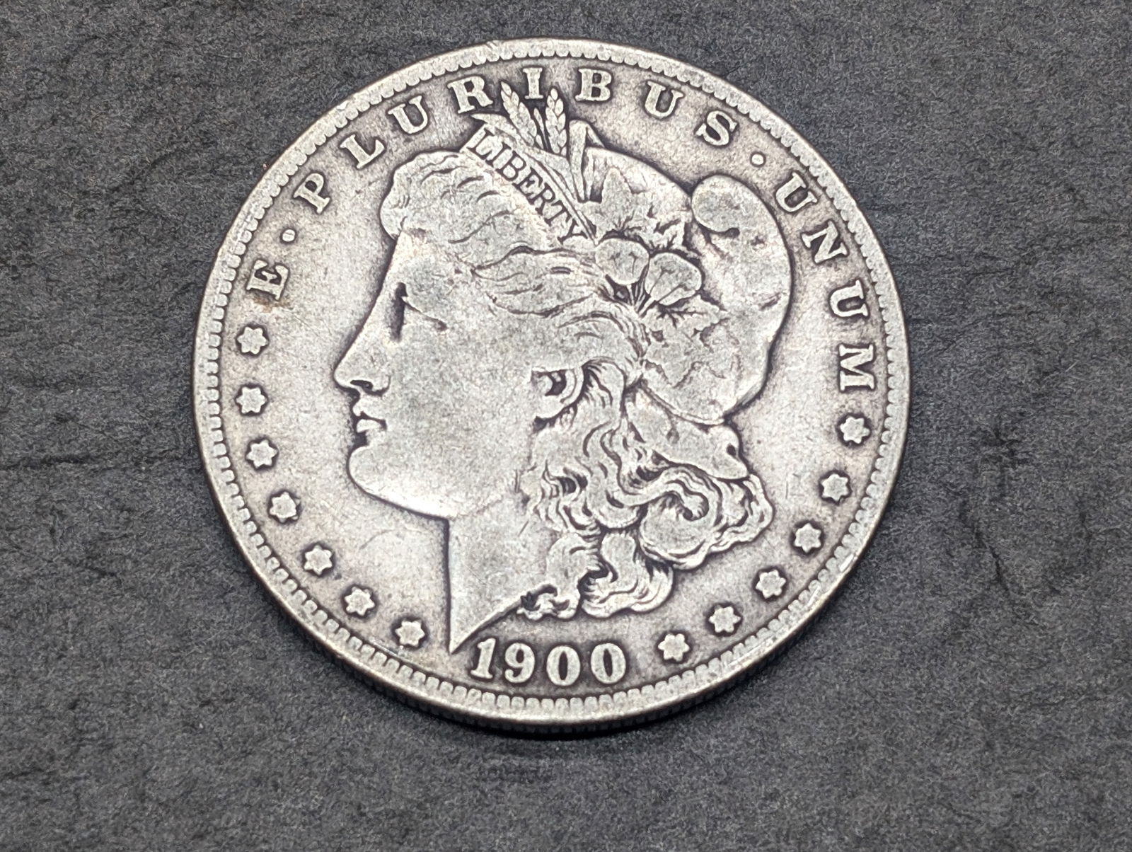 1900-S Key Date Morgan Silver Dollar. (1 of 2)
