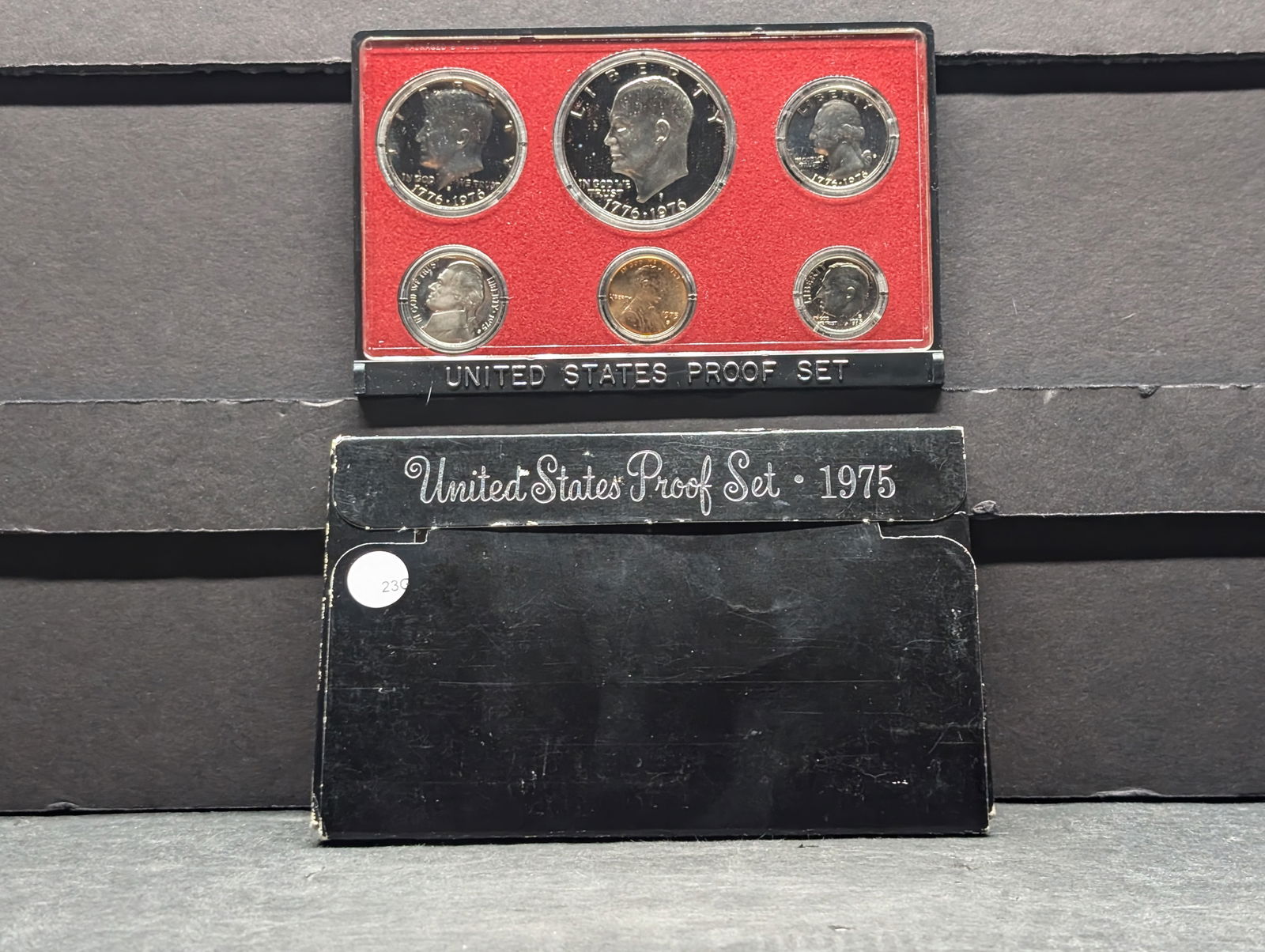 1975-S US Mint Proof Set. OGP. Set has 1976-S Bicentennial Coins (1 of 3)