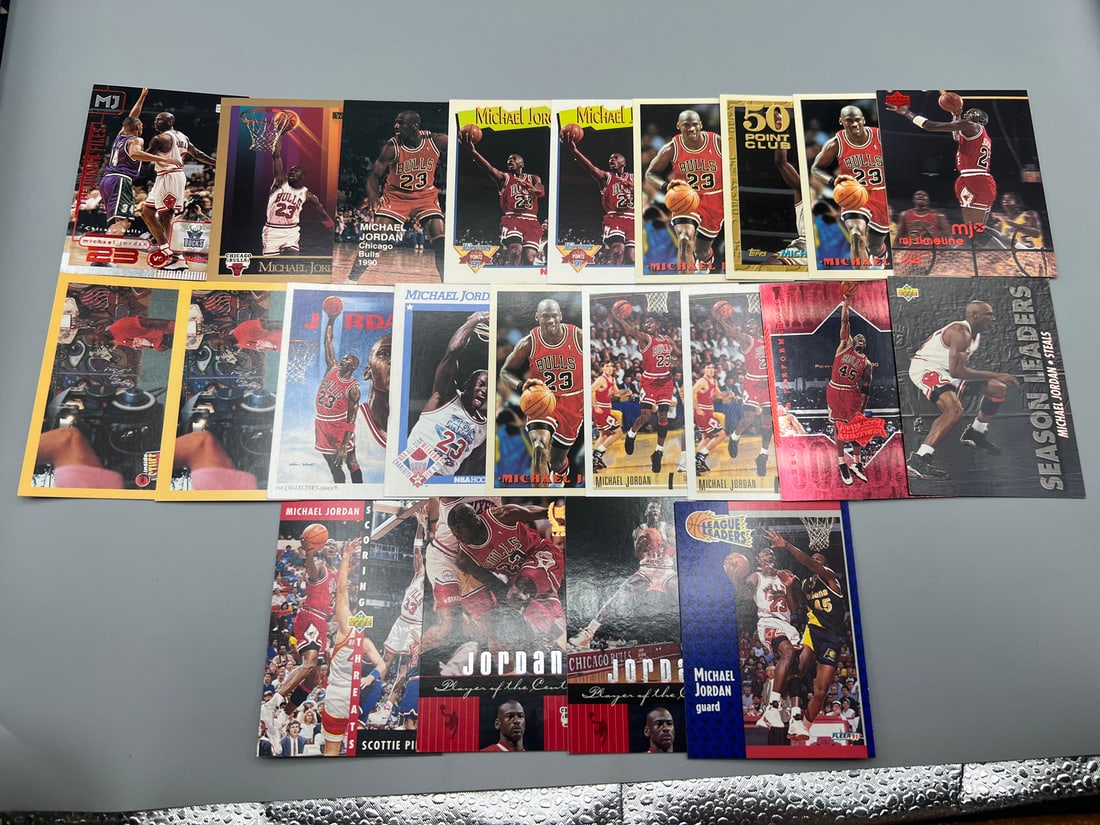 Lot of (20+) Michael Jordan Basketball Cards (1 of 4)