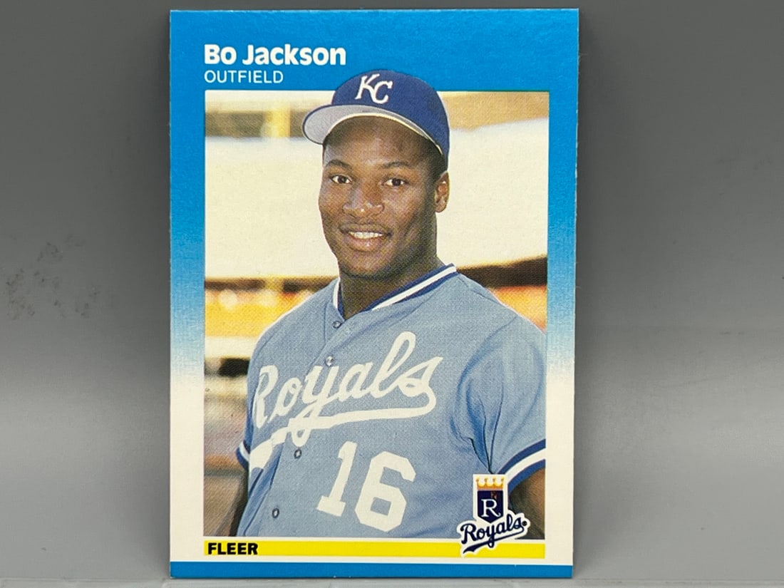 1987 Fleer Bo Jackson RC #369: 1987 Fleer Bo Jackson RC #369