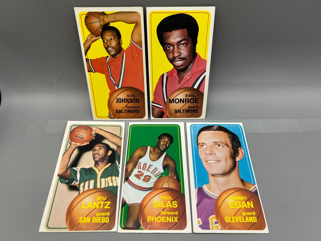 Lot of (5) 1970-71 Topps Basketball Tall Boys W/ Earl Monroe - Varying Conditions: Lot of (5) 1970-71 Topps Basketball Tall Boys W/ Earl Monroe - Varying Conditions