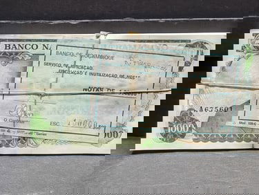 1972 CRISP UNC Bank of Mozambique 1000 Escudos - Pack of 100 Currency Notes - Bank Wrapped