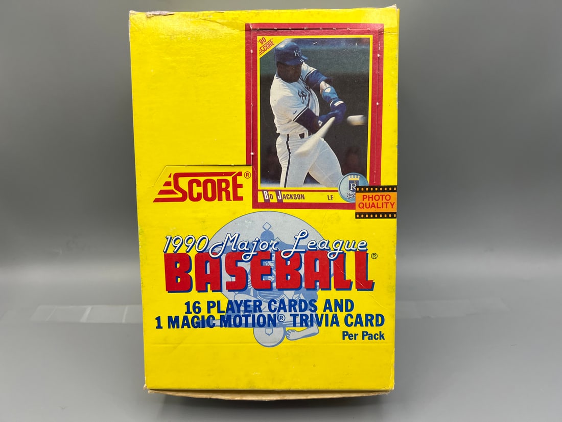 1990 Score Baseball Complete Wax Box (1 of 2)