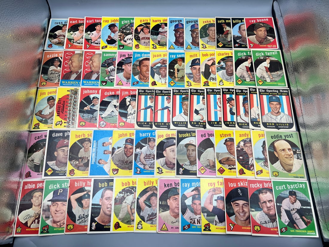 Lot of (110+) 1959 Topps Baseball Cards W/ Some Duplicates - Varying Conditions (1 of 10)