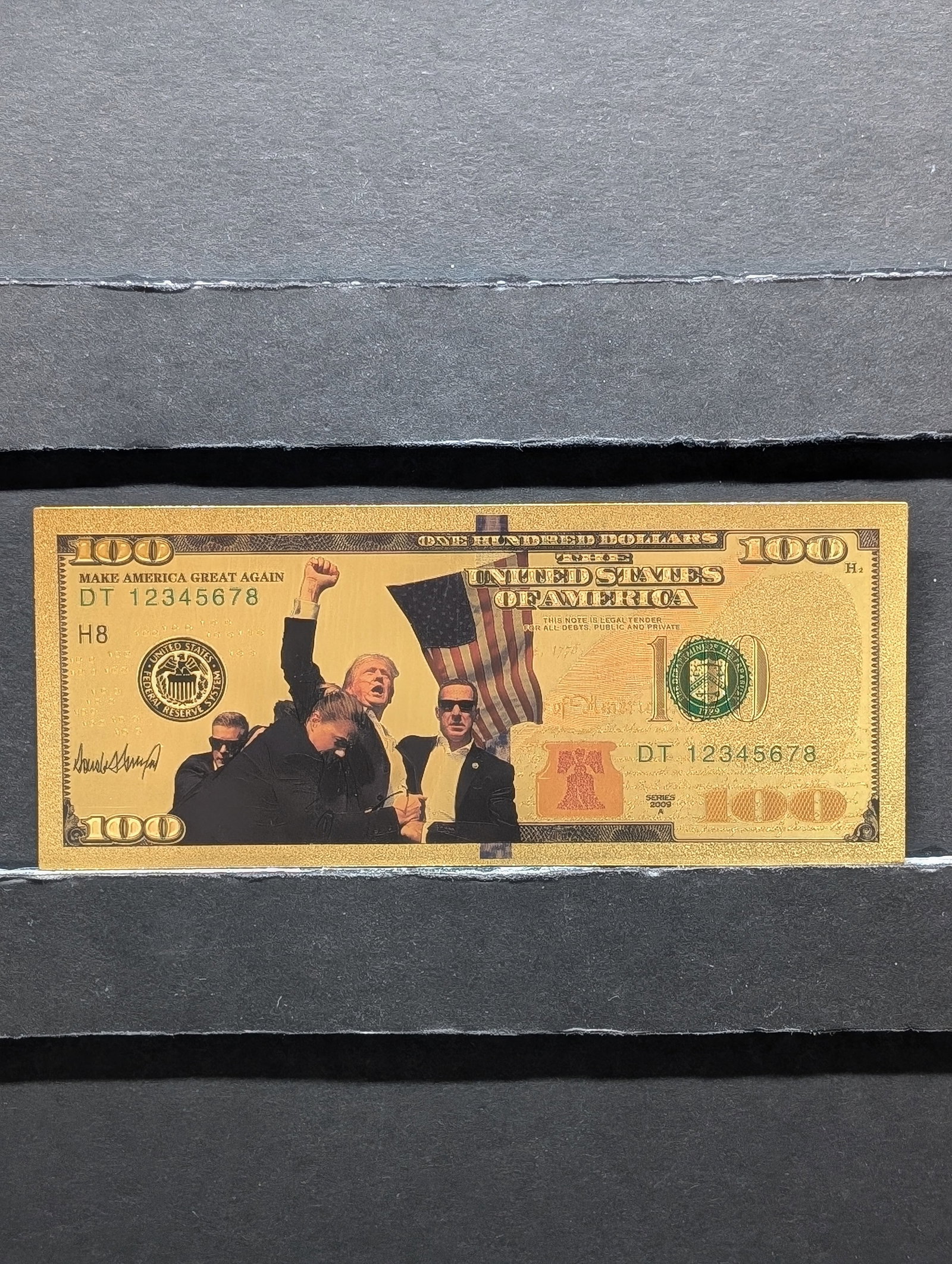 Donald Trump Gold Foiled Note: Donald Trump Gold Foiled Note