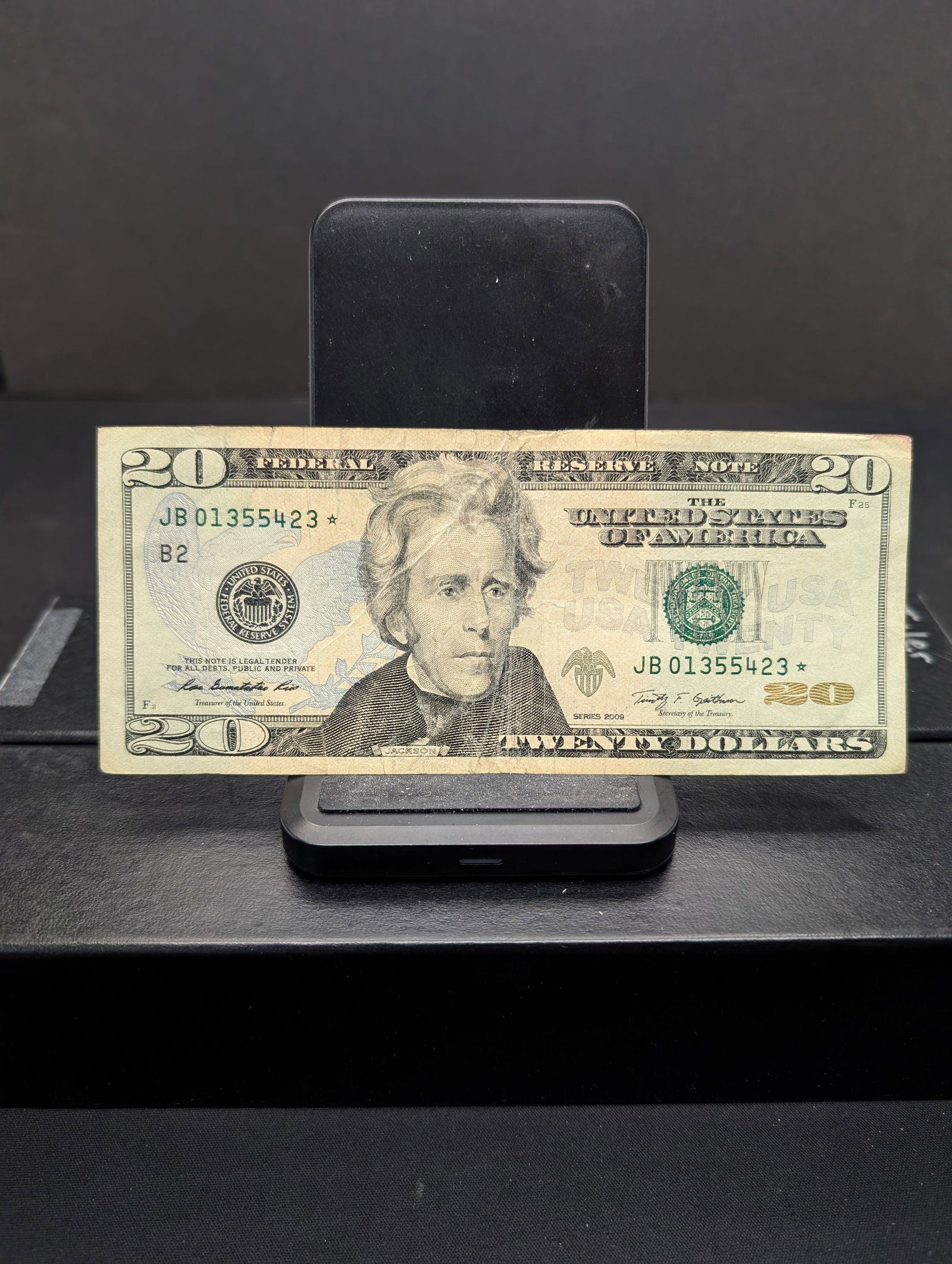 2009 $20 Star Note S.N. - JB 01355423* - New York: 2009 $20 Star Note S.N. - JB 01355423* - New York