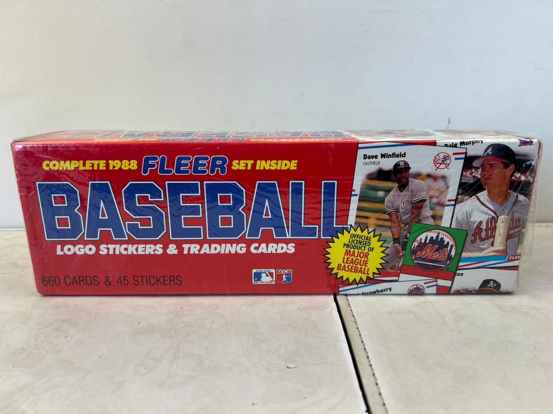 1988 Fleer Baseball Complete Factory Sealed Set - Tom Glavine RC (1 of 2)