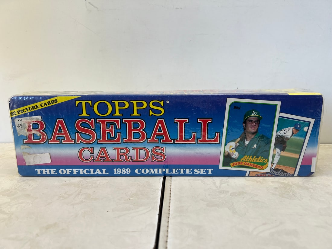 1989 Topps Baseball Complete Factory  Sealed Set (1 of 2)