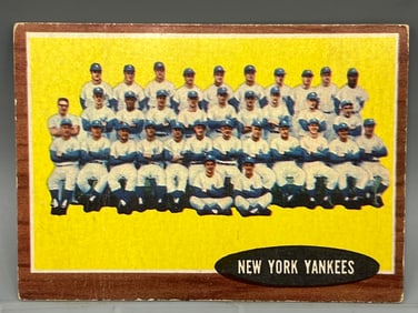 1962 Topps New York Yankees Team Card #251