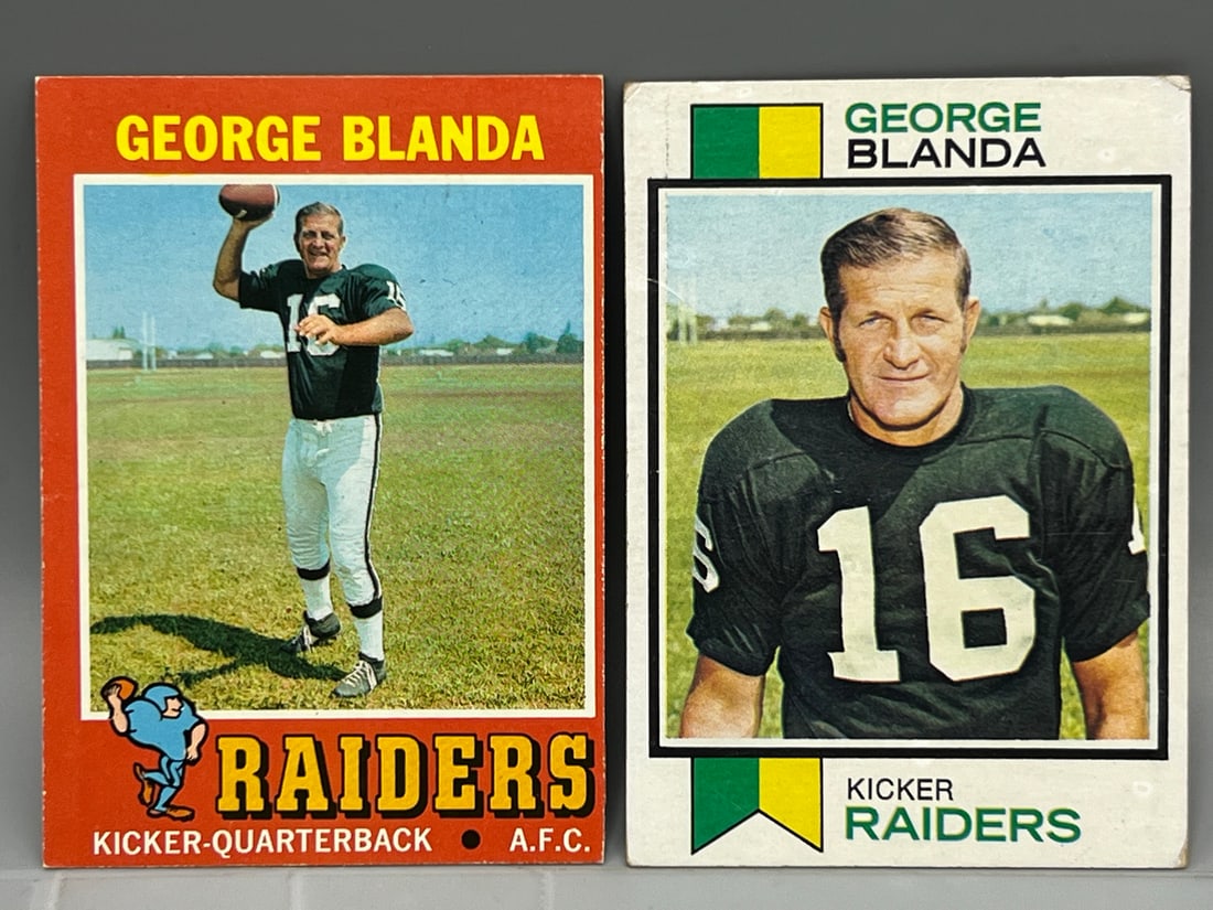 1971 Topps George Blanda #39 & 1973 Topps George Blanda #25 (1 of 2)