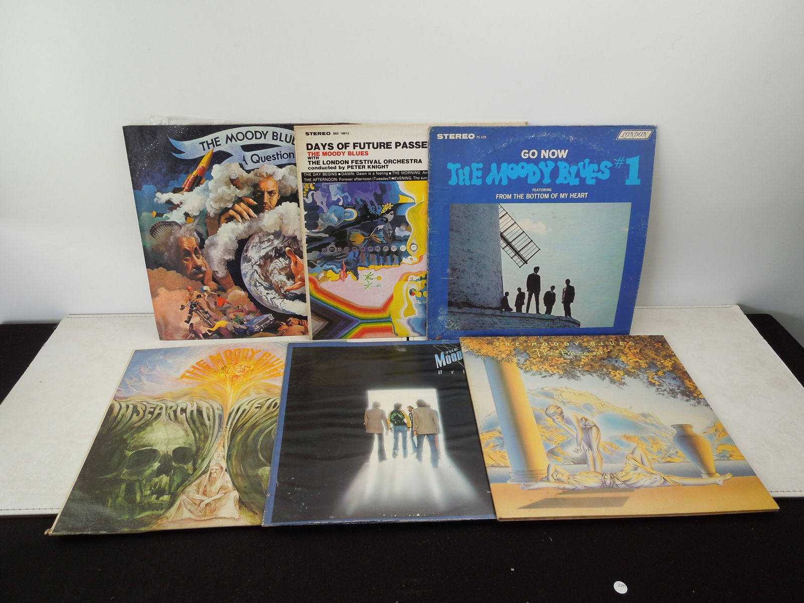 Six The Moody Blues Vinyl Record Albums (1 of 9)