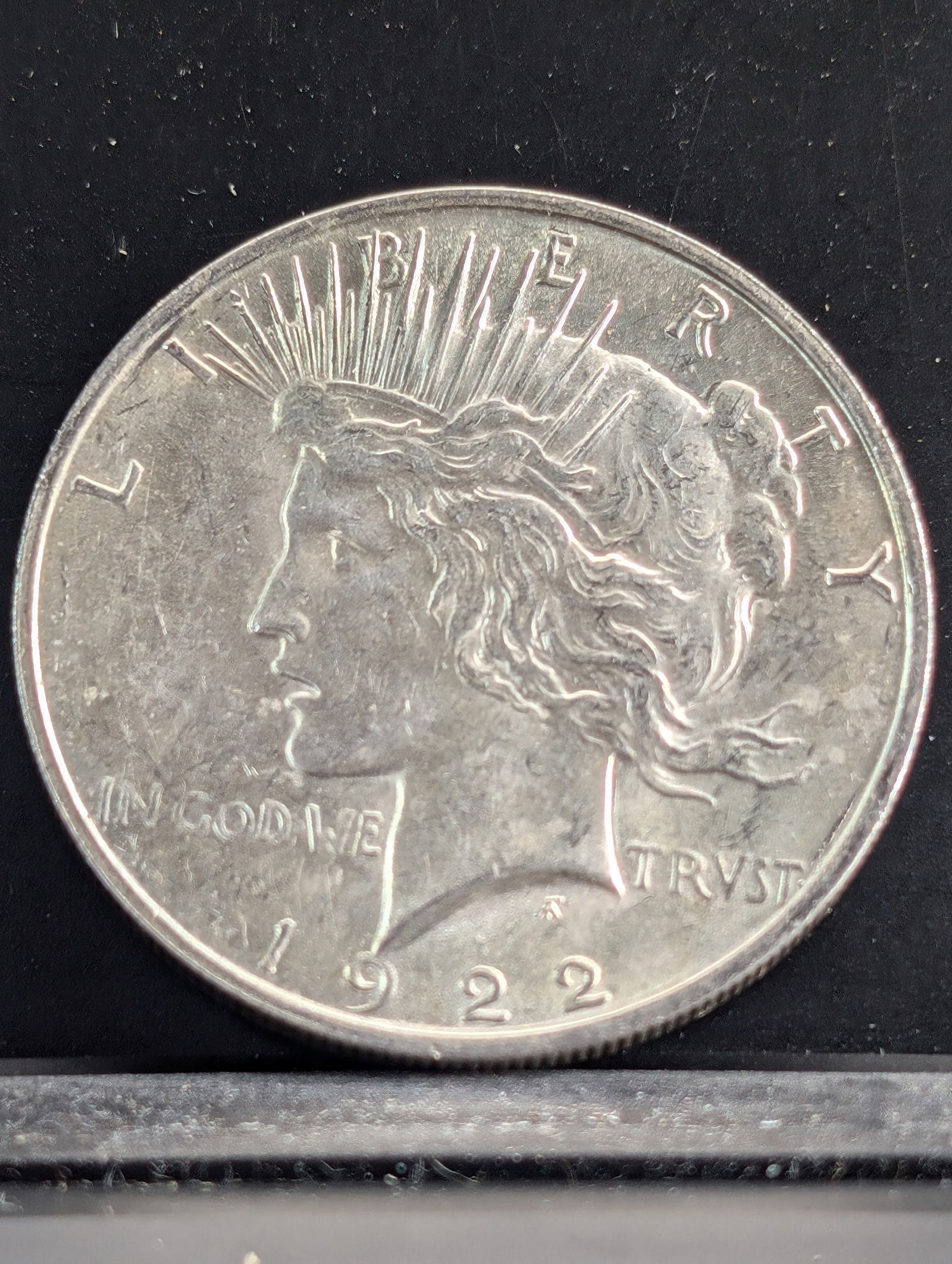 1922 Peace Silver Dollar  CH BU (1 of 2)