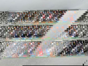 Lot of (32) Assorted Basketball Rookie Cards W/ Shaquille O'Neal RC & Many Alonzo Mourning RC's -