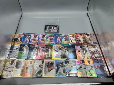 Lot of (50) Assorted Barry Bonds Baseball Cards W/ Rookie - Varying Conditions
