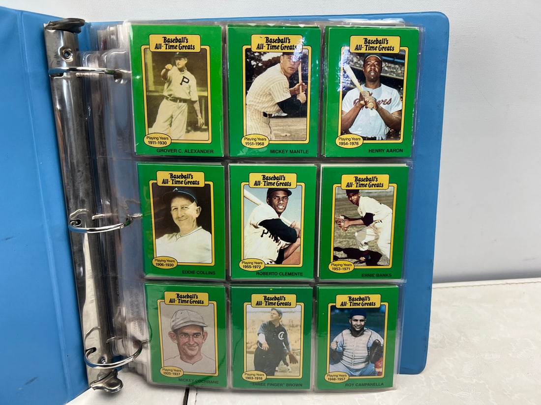 Binder of Assorted Baseball Cards W/ Lots of Stars & Partial Sets (1 of 20)