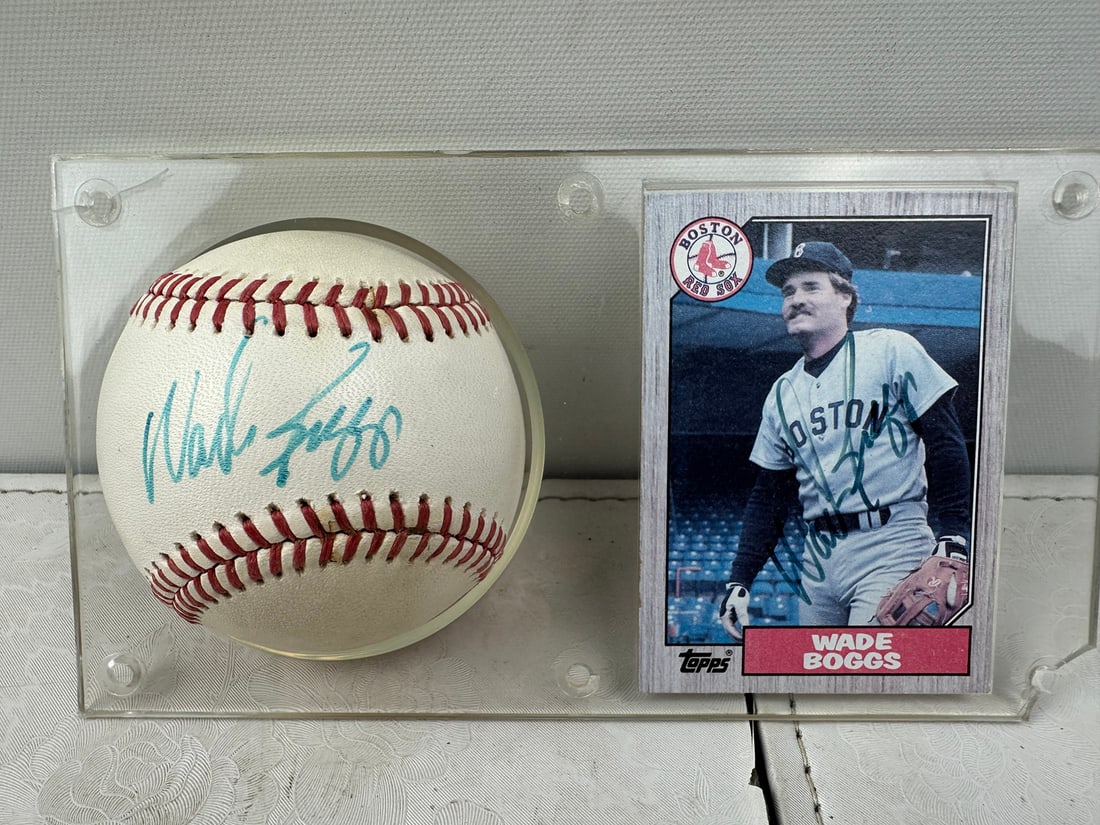 Wade Boggs Autographed Baseball & Baseball Card W/ Stand - No COA's (1 of 4)