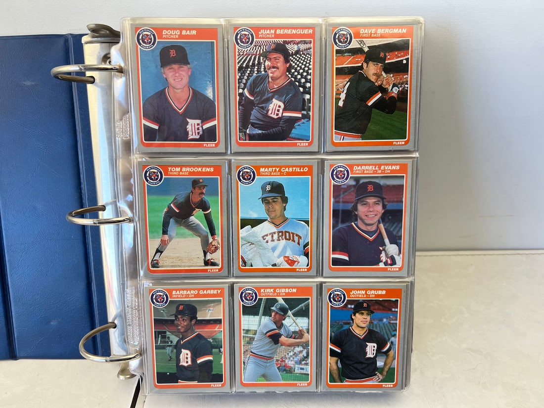 1985 Fleer Baseball Complete Set In Binder - Roger Clemens, Kirby Puckett RCs (1 of 7)