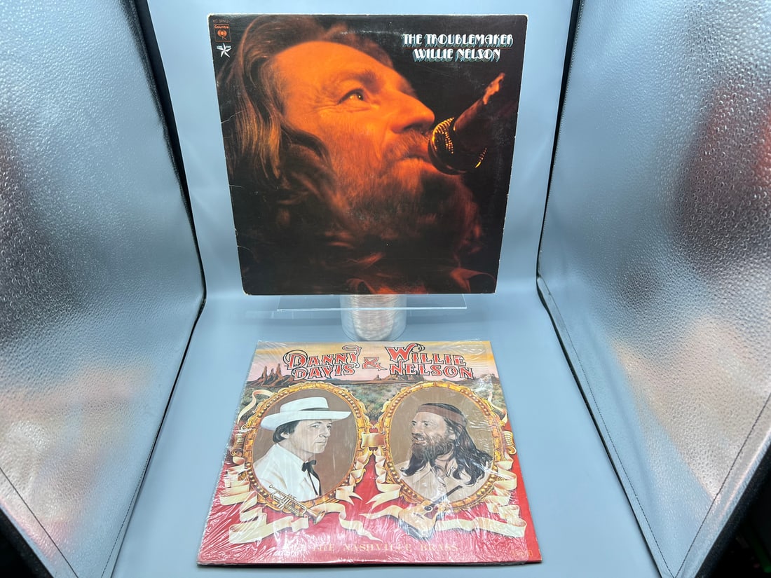 1976 Willie Nelson The Troublemaker Vinyl Album & 1980 Willie Nelson/Danny Davis Down Homers Vinyl (1 of 7)
