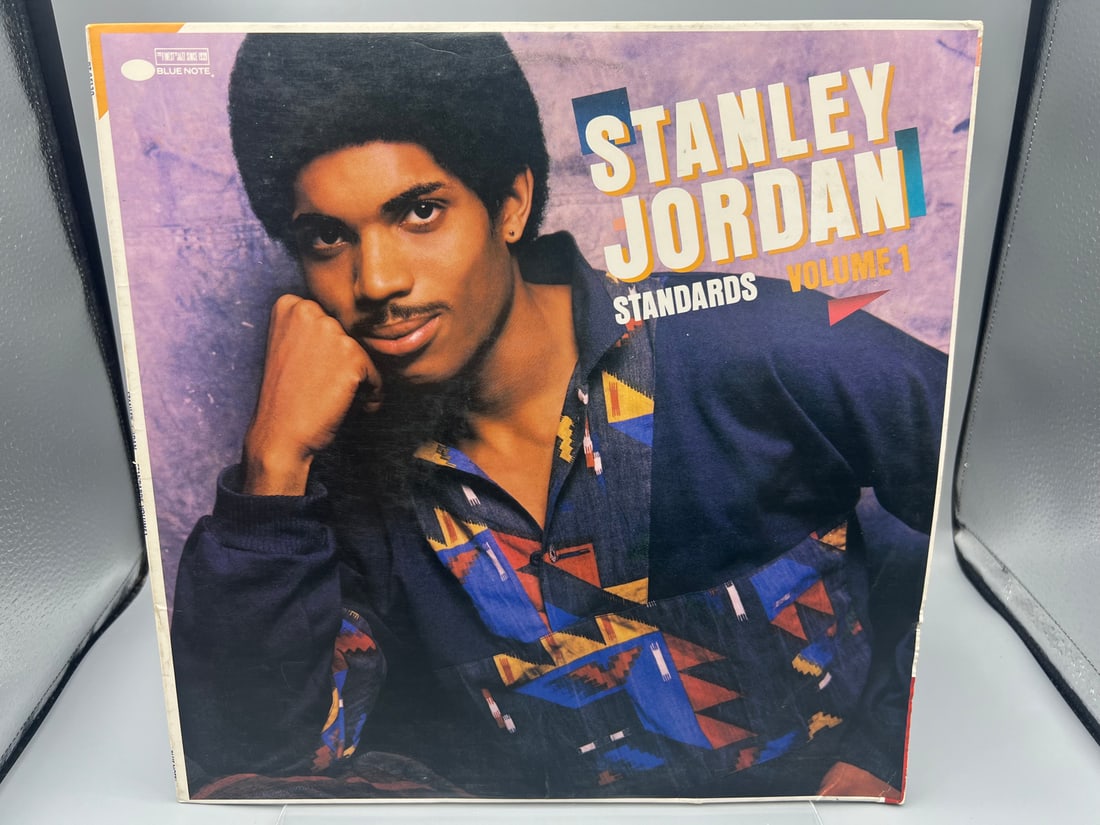 1986 Stanley Jordan Standards Volume 1 Vinyl Album - BT-85130: 1986 Stanley Jordan Standards Volume 1 Vinyl Album - BT-85130