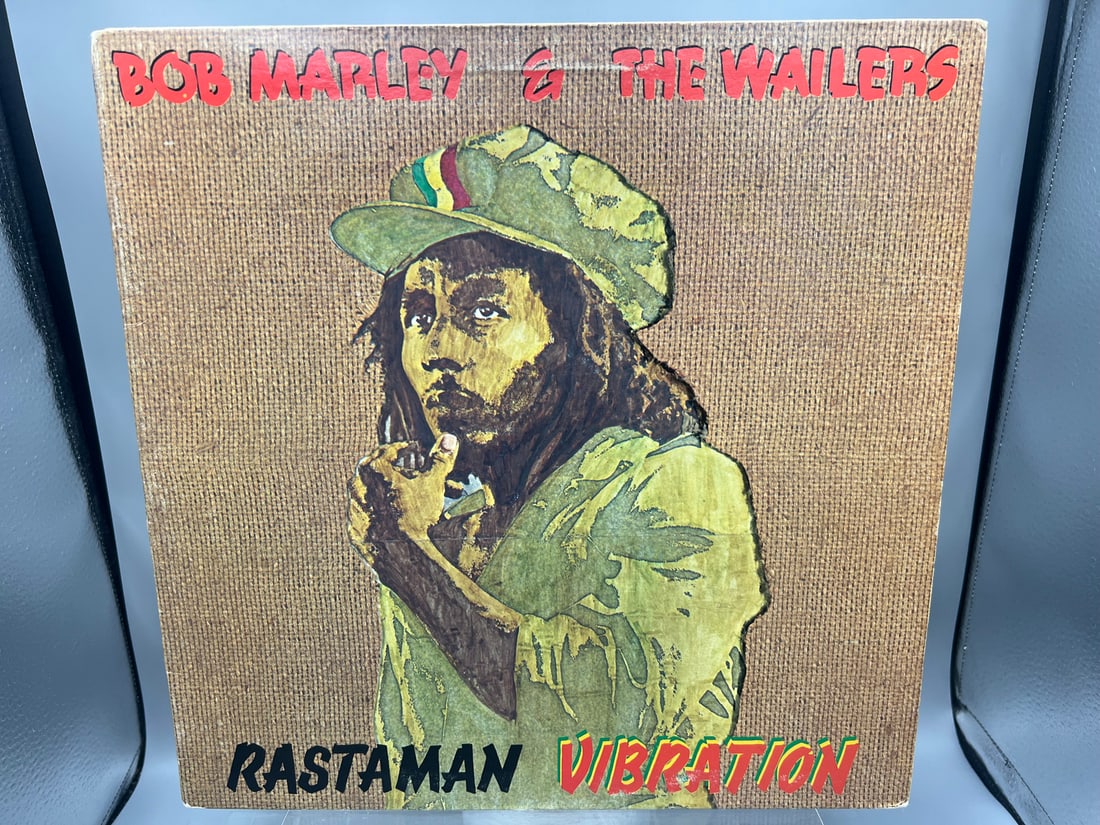 Bob Marley & the Wailers: Rastaman Vibration (1976), textured cover, gatefold: Bob Marley & the Wailers: Rastaman Vibration (1976), textured cover, gatefold