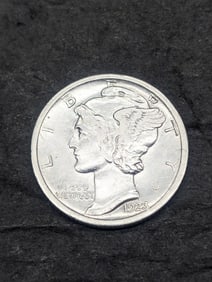 **BETTER DATE - XF+* 1923-S Mercury Silver Dime